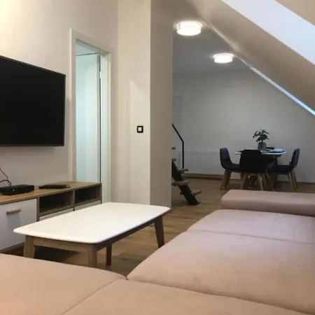 Ilirska Modern *