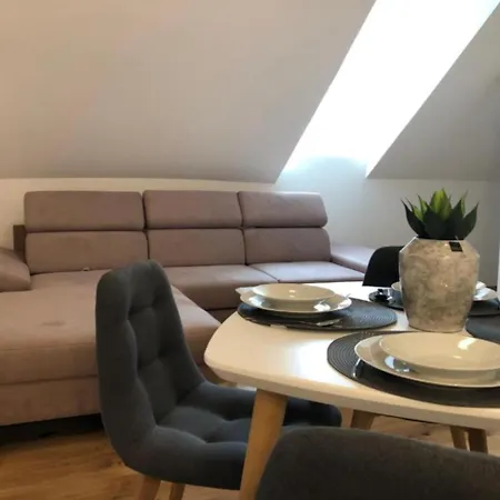 アパート Ilirska Modern *