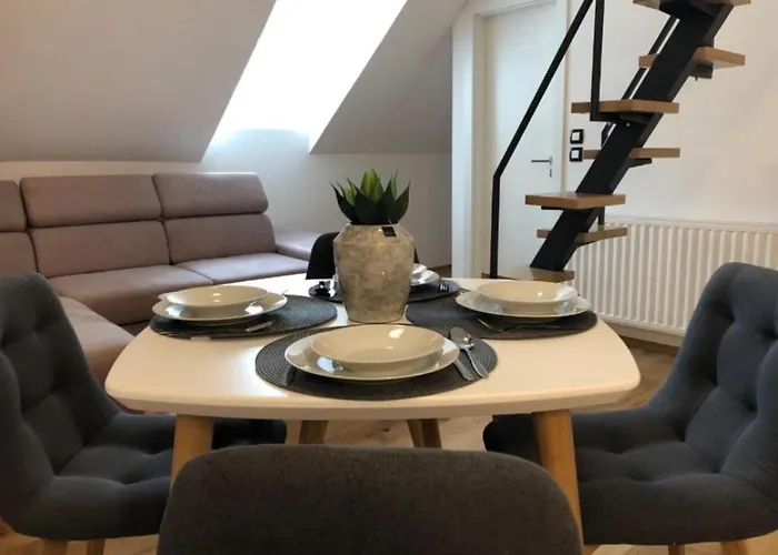 Ilirska Modern * Liubliana