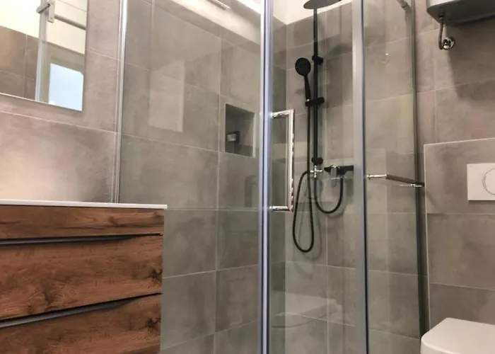 Ilirska Modern * Liubliana